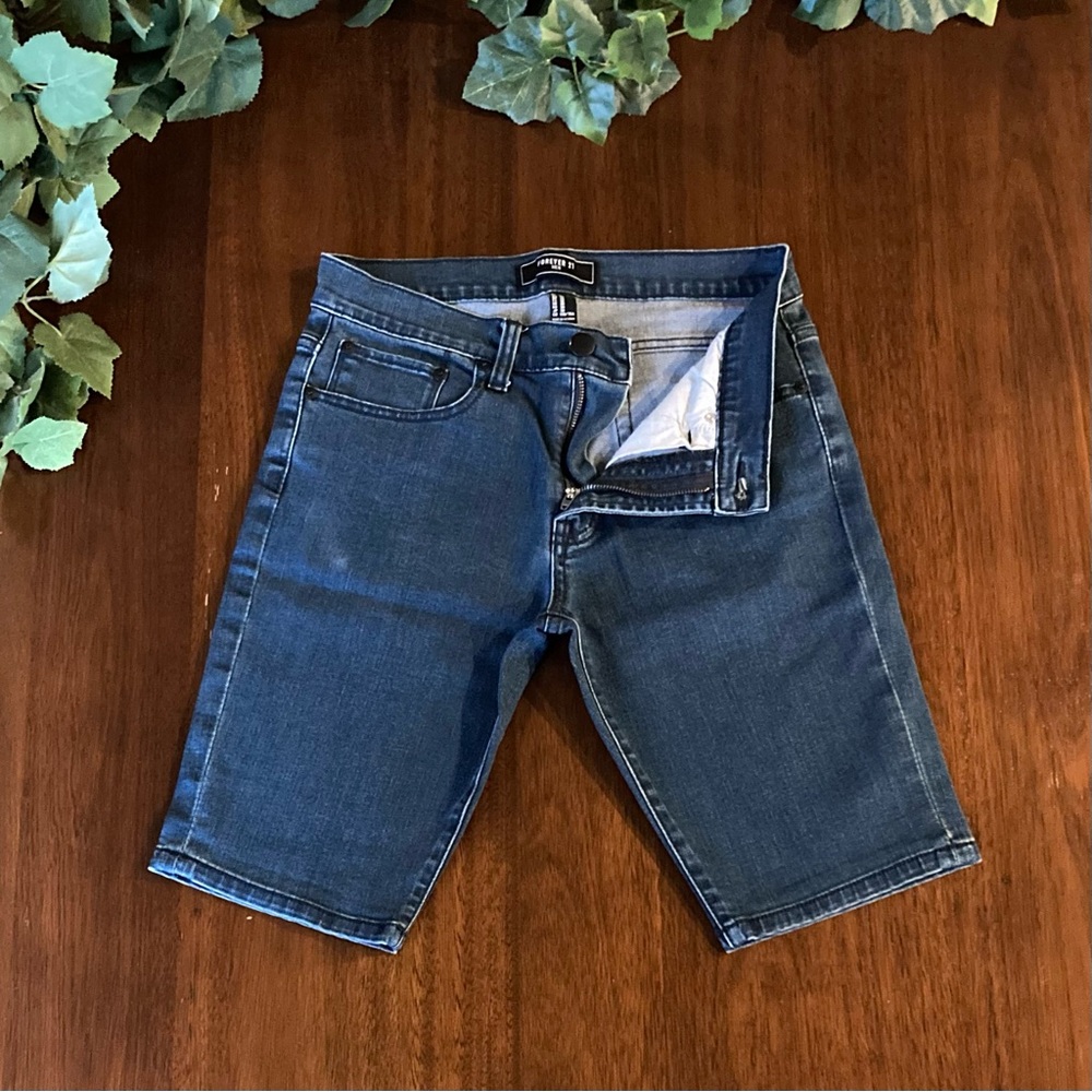 Men’s Dark Blue Jean Shorts Size 30
